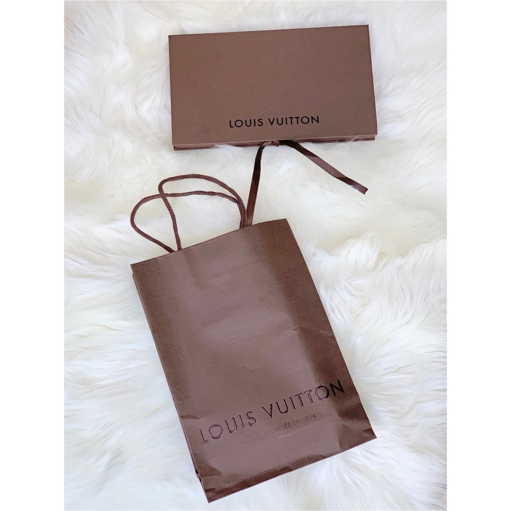 💯% Authentic Louis Vuitton Gift Card Box